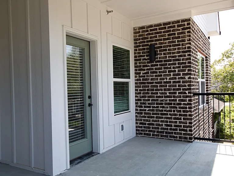 1805 Duncan Ave — Photo 7