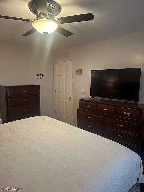 2 bed, 2.0 bath, 1132 sqft, $4,700 — Photo 4