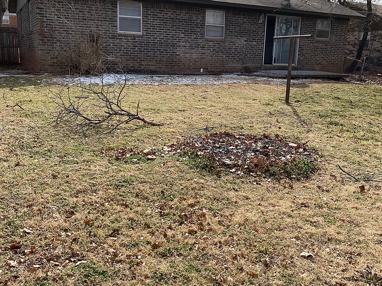 3013 Gwendolyn Ln — Photo 22