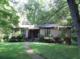 986 Segar Rd, Pittsburgh, PA 15243