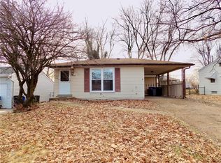 4084 Green Park Rd, Saint Louis, MO 63125