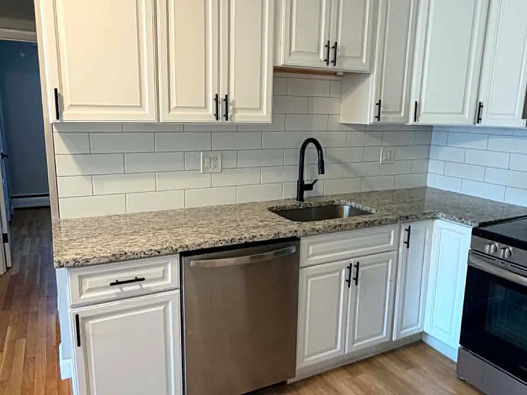 38 Carey Ave #7 — Photo 4