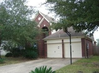 1010 Candlewood Dr, League City, TX 77573