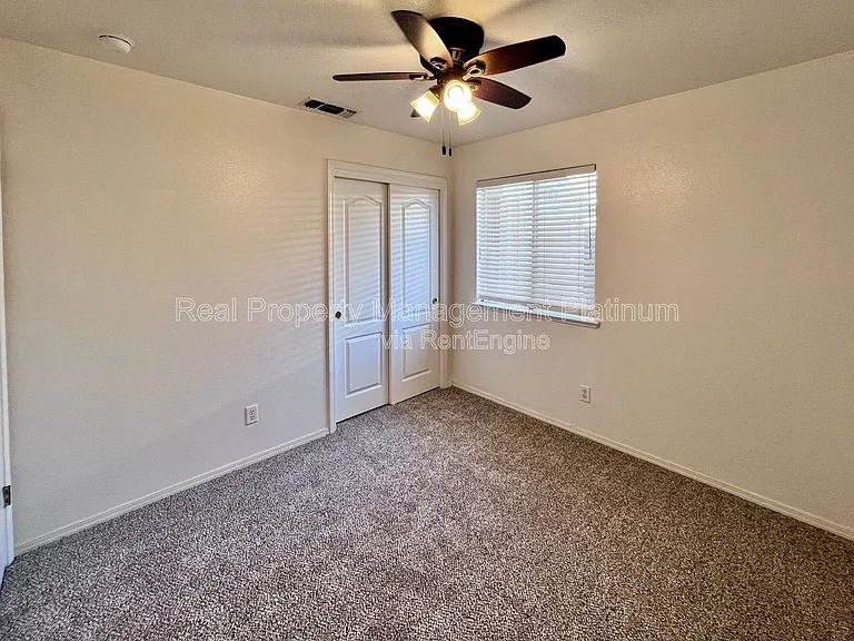 2669 Alamos Ave — Photo 11