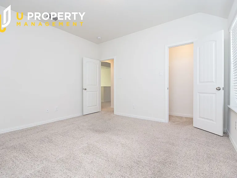 817 Black Hawk Dr — Photo 22