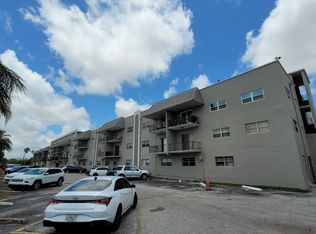 5100 SW 41st St APT 106, Hollywood, FL 33023