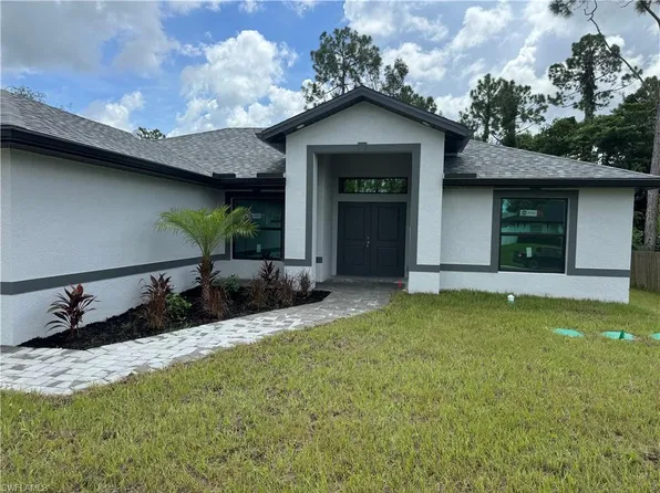 1026 Alfreda AVE, LEHIGH ACRES, FL 33971