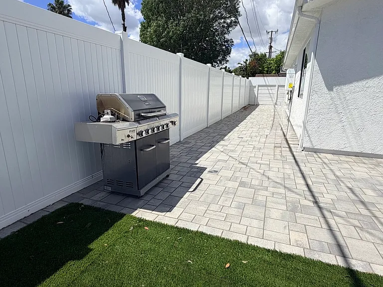 17324 Mayall St — Photo 17
