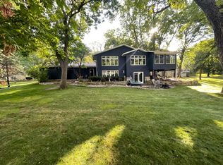10037 Upton Rd, Bloomington, MN 55431