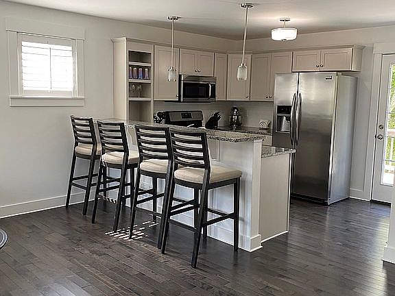 2nd image of 12 Park Ave Unit 9