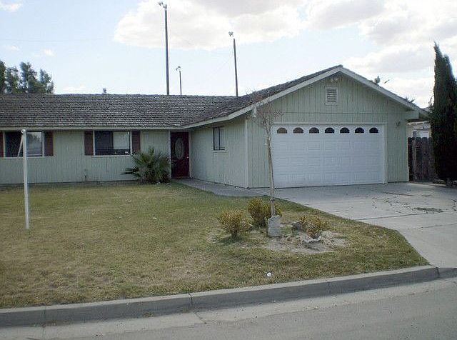 2nd image of 25463 W Scaggs Ave