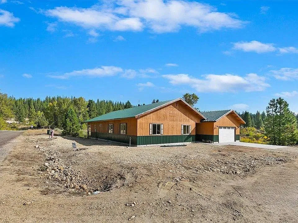 213 Lainey Lane — Photo 3