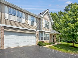 13953 S Cambridge Cir, Plainfield, IL 60544