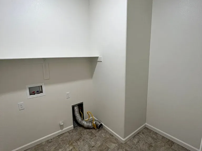 2240 S Lebec St — Photo 16