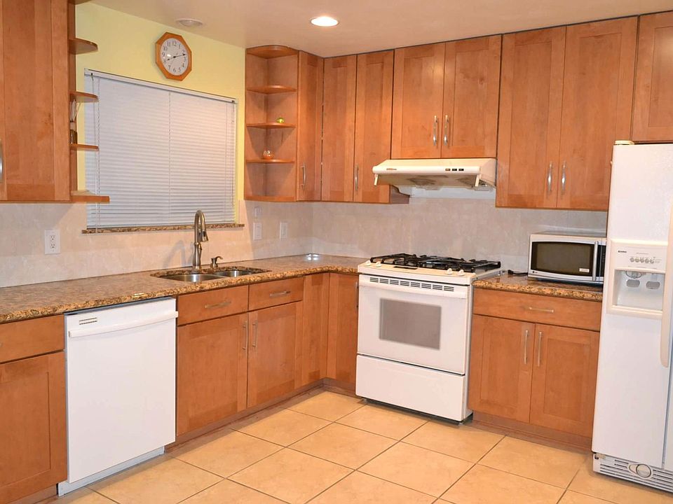 1st image of 1023 Father Capodanno Blvd