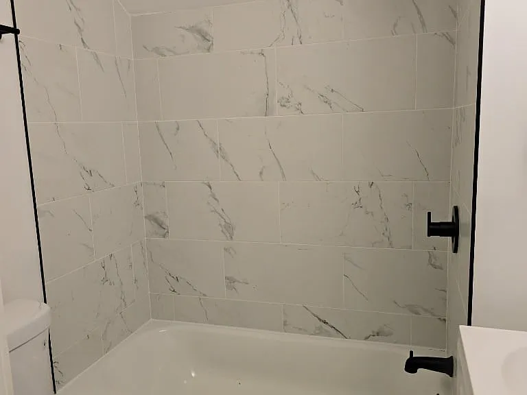1715 Mack Ave — Photo 12