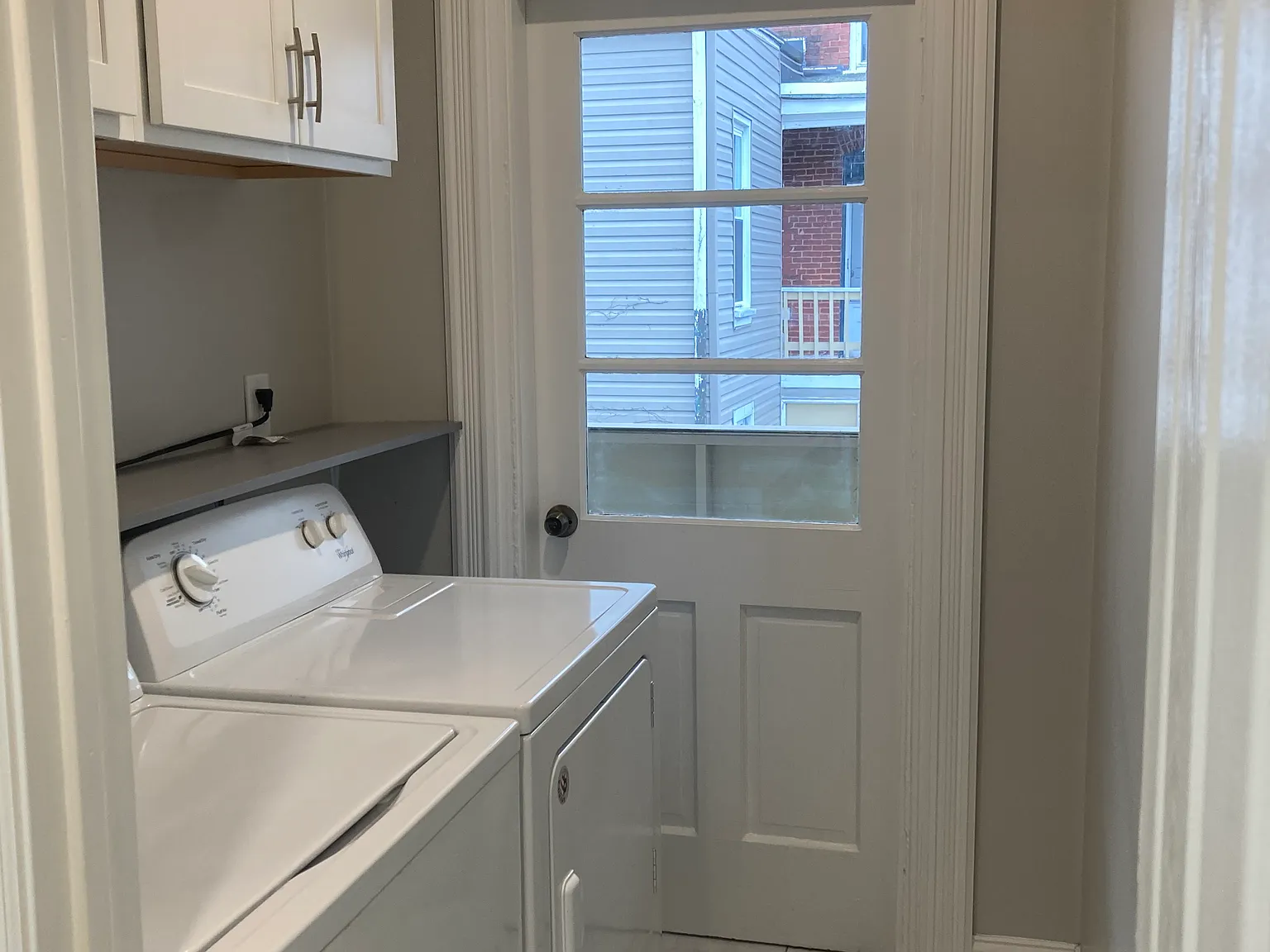 2 bed, 950 sqft, $1,850 — Photo 3