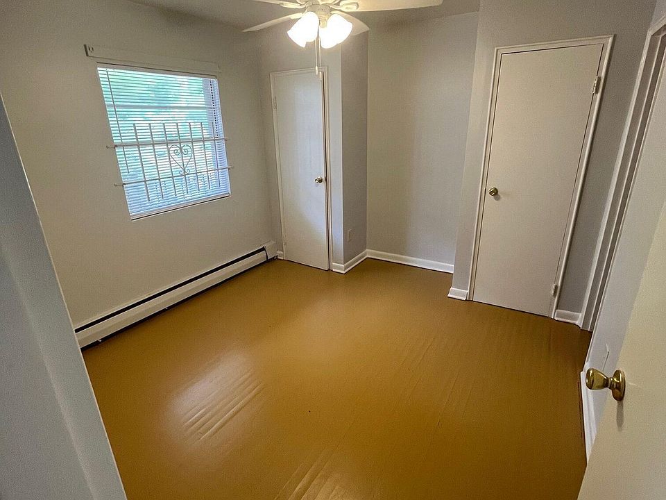2nd image of 1122 Garvin Pl APT 103