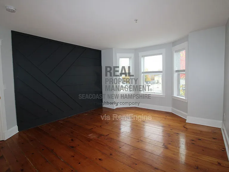 586 Central Ave — Photo 10