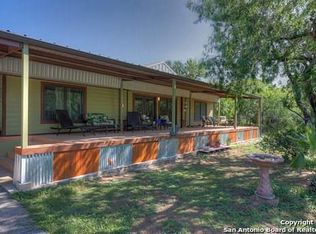 9720 Dix Rd, Kingsbury, TX 78638