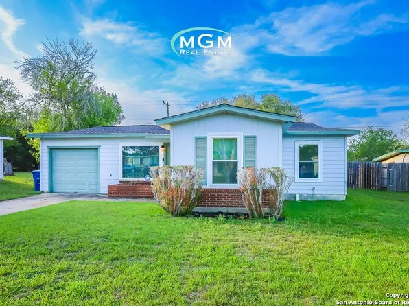 1507 E Corpus Christi, Beeville 78102