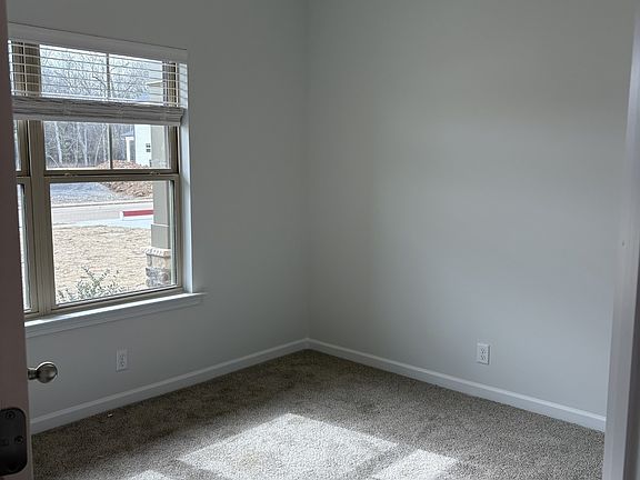5th image of 513 Crimper Ln Lot 170