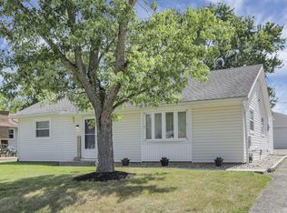 926 James Rd, Lancaster, OH 43130