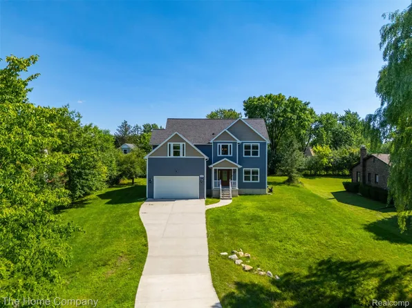 29597 Edgehill Ave, Farmington Hills, MI 48336