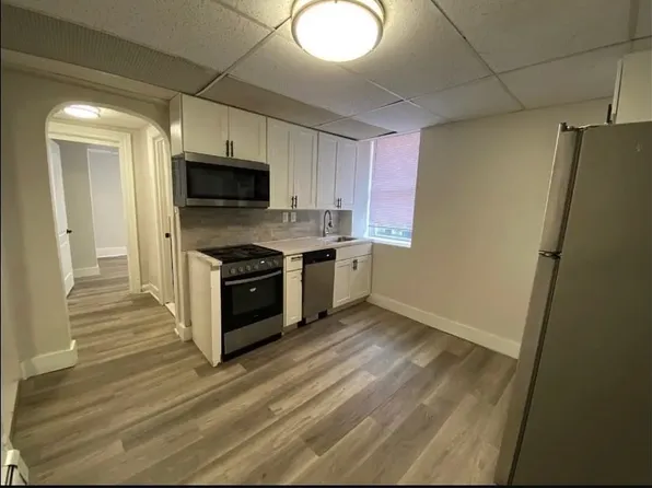 (undisclosed Address), West New York, NJ 07093