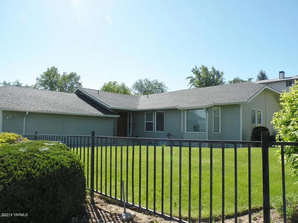 506 Lacey Ave photo 1