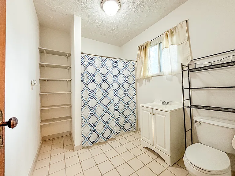 3550 Woodburn Ave — Photo 10