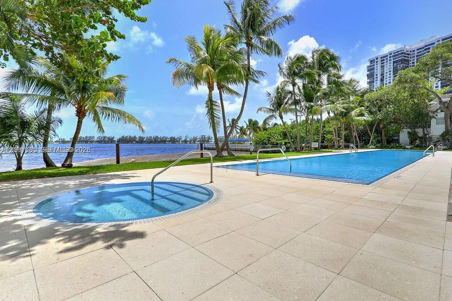 Atlantis On Brickell Cond — Photo 3