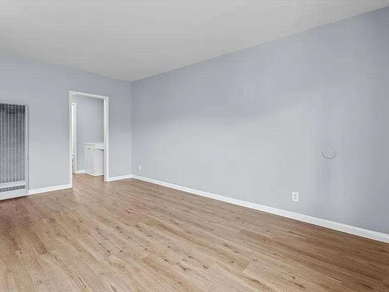 12717 Pacific Ave #7 — Photo 6