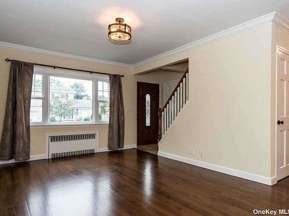 3rd image of 43 Clifford Pl