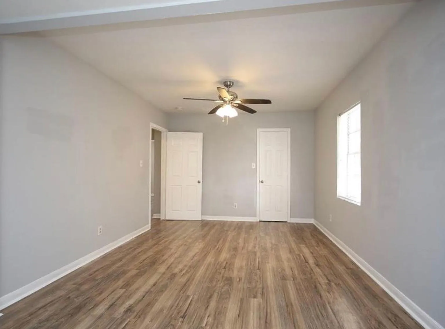 4039 Cornell St — Photo 4