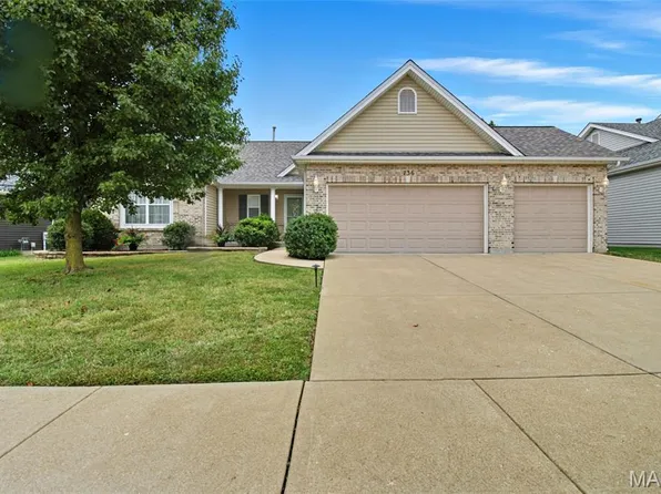 736 Berrywine Ln, Arnold, MO 63010