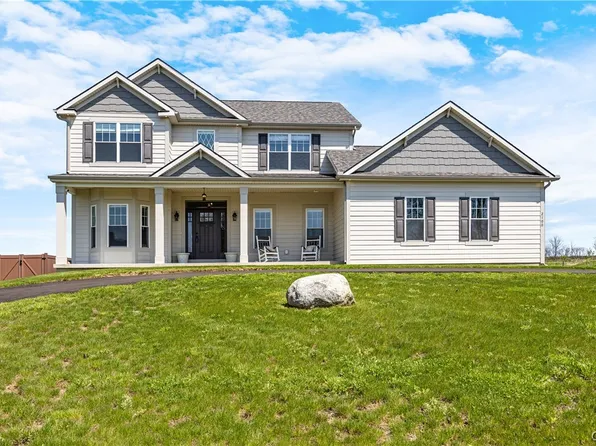 2100 Harkins Ln, Baldwinsville, NY 13027