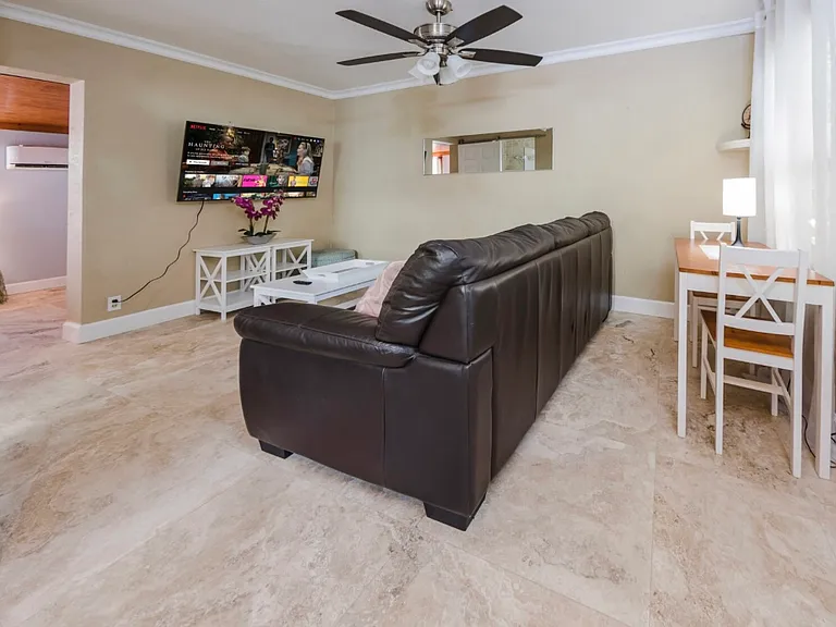 620 El Vedado — Photo 27