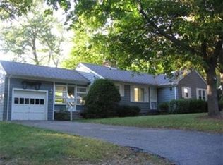 8 Charles Patten Dr, Sterling, MA 01564