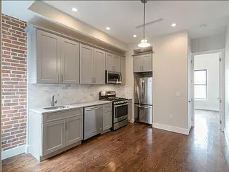 Rented by SCOUTBK.COM