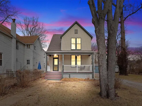 7249 Arsenal St, Saint Louis, MO 63143