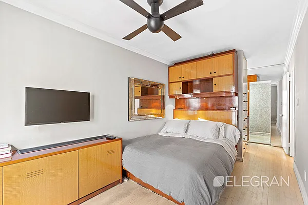 Sold by (Legacy) Elegran | media 5