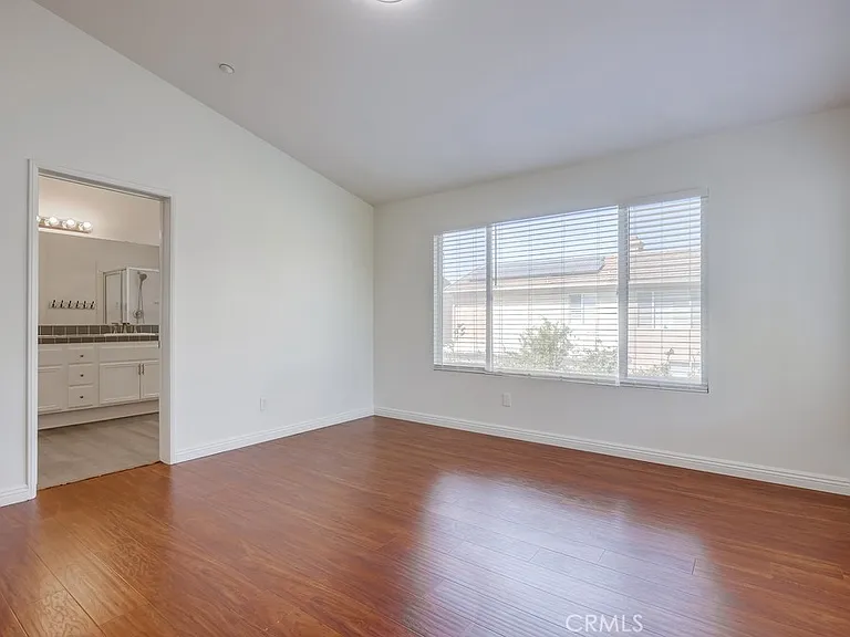 321 Riley Ct — Photo 50
