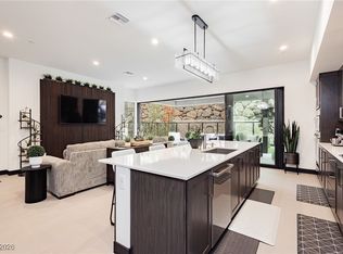 13 Promenade Isle Ln, Henderson, NV 89011