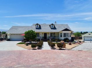 15087 Tacony Ct, Apple Valley, CA 92307