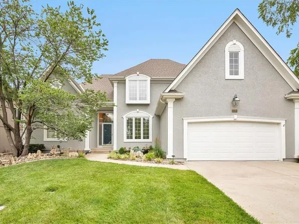 20304 W 98th St, Lenexa, KS 66220