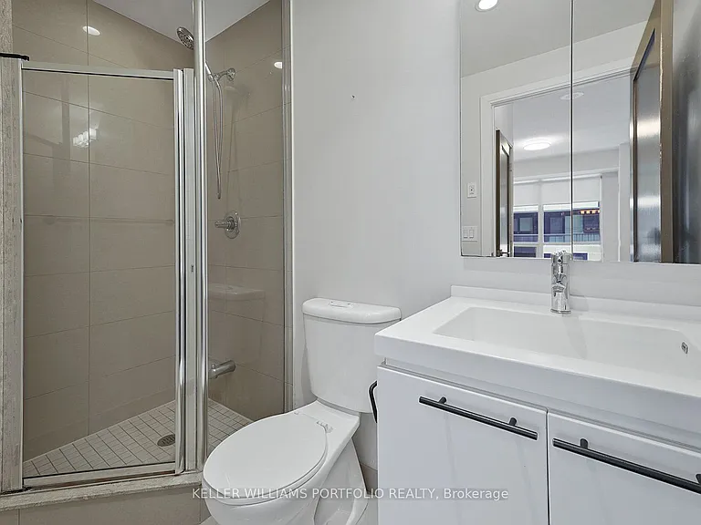 25 Broadway Ave #1504 — Photo 17