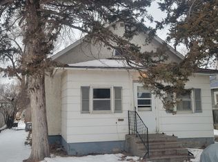 929 Kansas Ave SE, Huron, SD 57350
