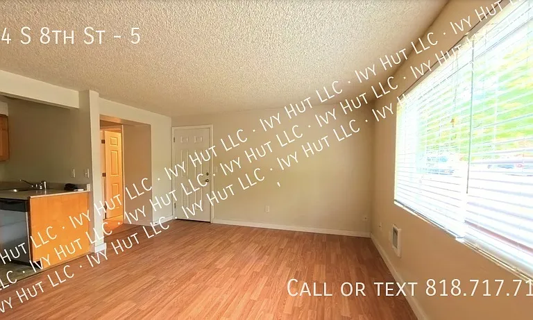 804 S 8th St #5 — Photo 6