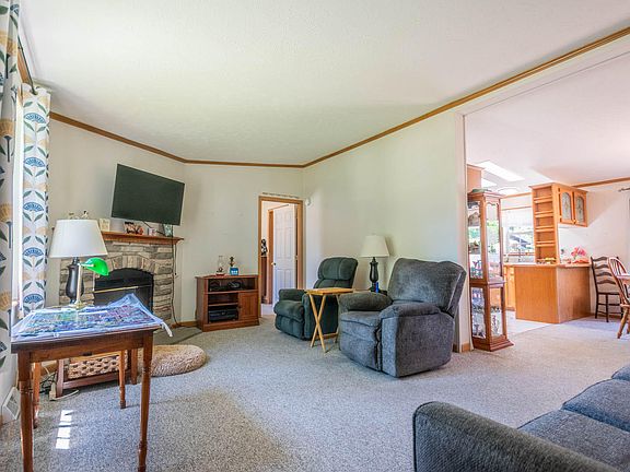 4th image of 814 Seymour Ave
